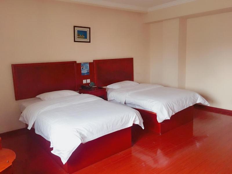 Greentree Inn Shanghai Pudong Airport Wild Animal Park Express Hotel Nanhui Dış mekan fotoğraf