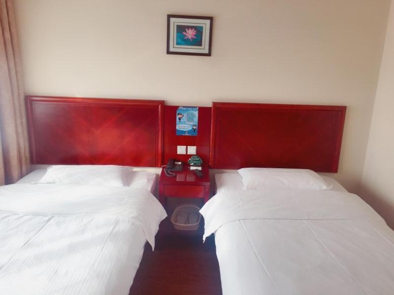 Greentree Inn Shanghai Pudong Airport Wild Animal Park Express Hotel Nanhui Dış mekan fotoğraf